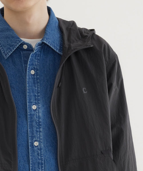 PACKABLE LIGHTWEIGHT WINDBREAKER JACKET