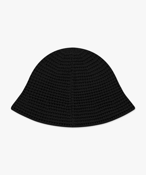 CROCHET BUCKET HAT black