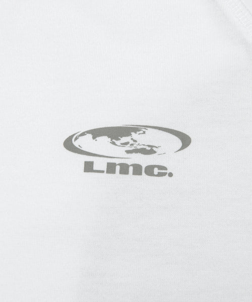 CURVED LINE TEE white