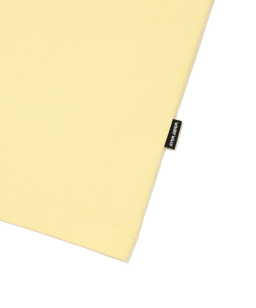Khaki typo graphic short-sleeved T-shirt yellow