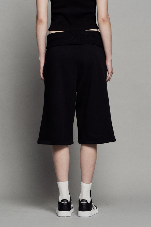 PLAIN PIGMENT FOLD BERMUDA SHORTS BLACK