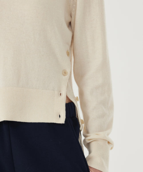 WOMEN V-NECK WOOL BLEND KNIT