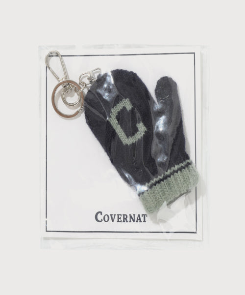C LOGO GLOVE KNIT KEYRING