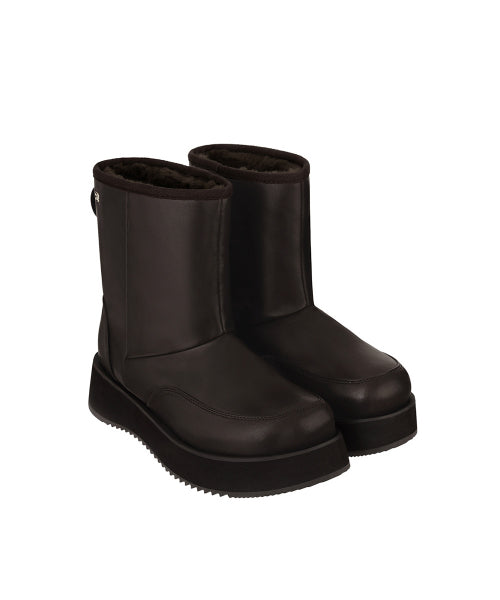 Hatched Winter Boots