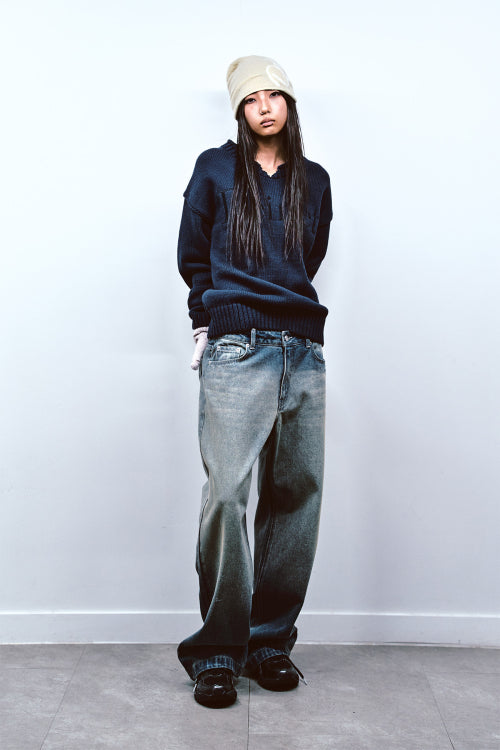 EMBROIDERY EDGE LOGO KNIT IN NAVY
