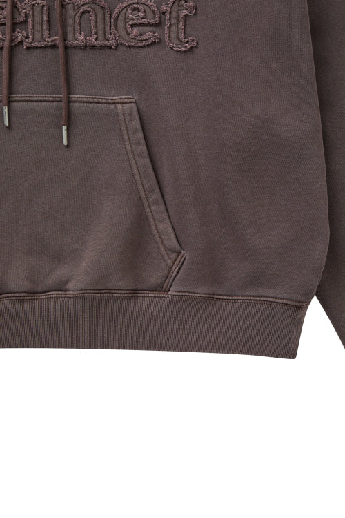 MUDDY PATCH LOGO CROP HOODIE IN BROWN