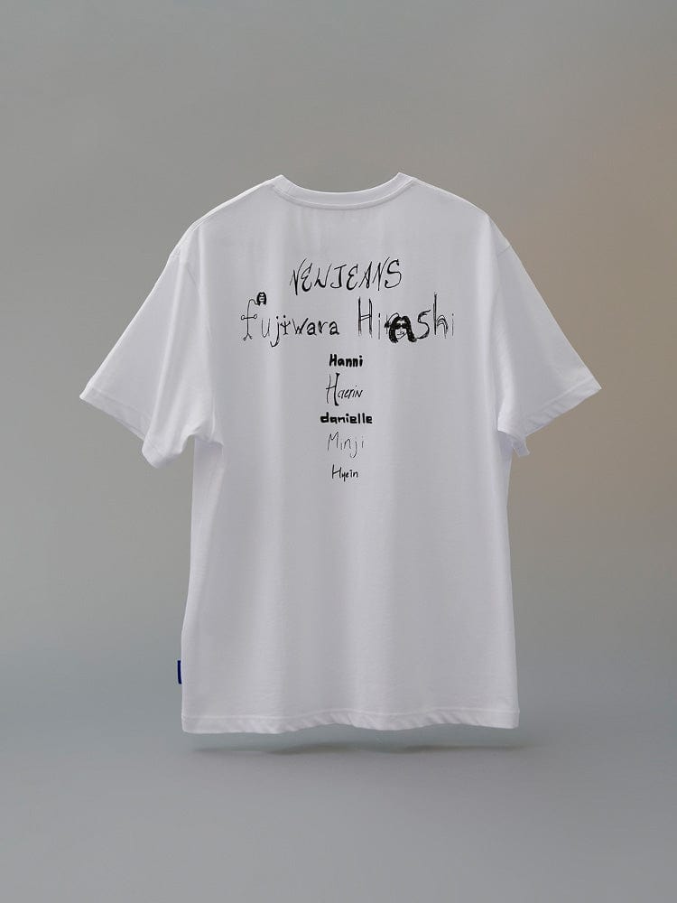 NewJeans x Hiroshi Fujiwara 꼴레 티셔츠 VER.4 (WHITE)
