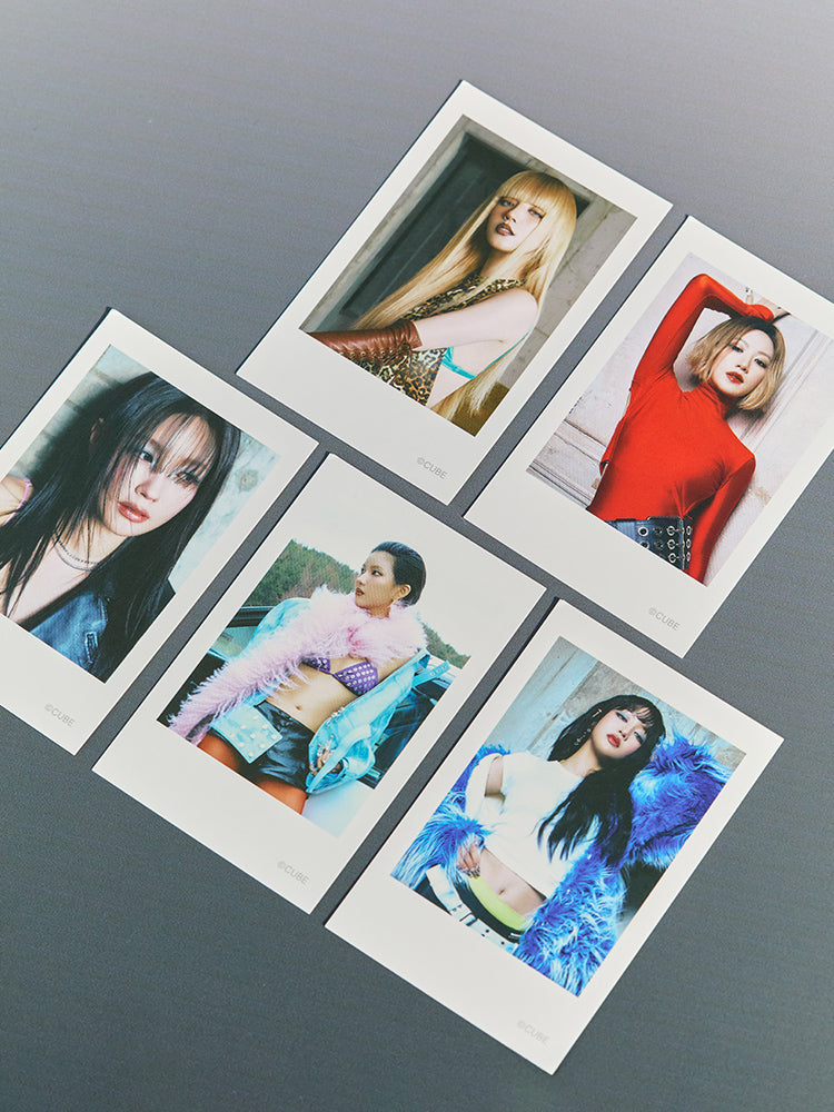 i-dle We are Teen Case Polaroid Set