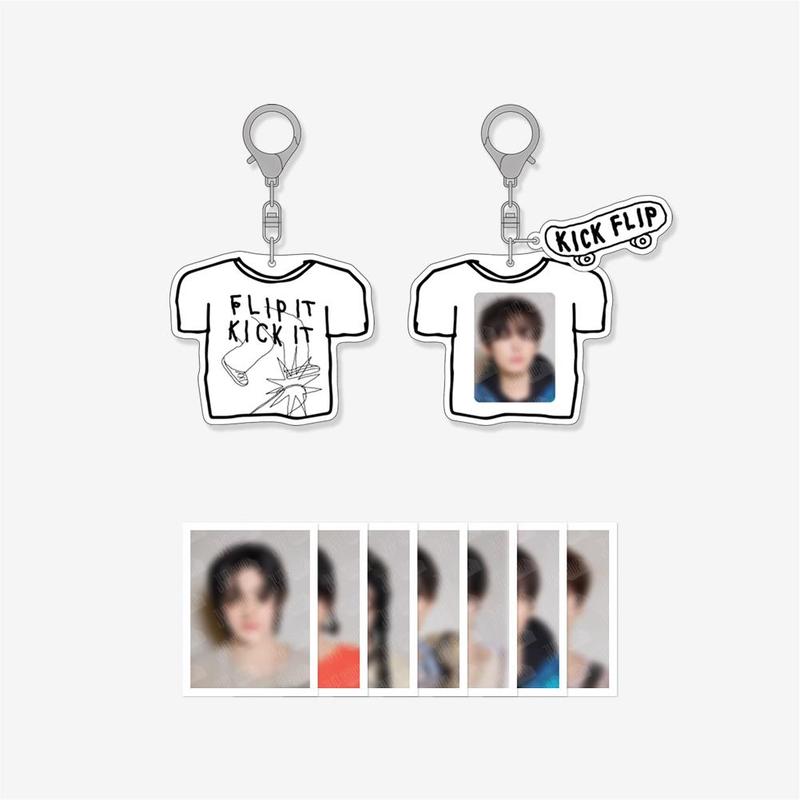 ID PHOTO HOLDER KEYRING - [Flip it, Kick it!] POP-UP STORE