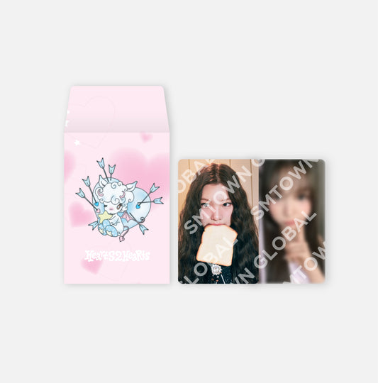 RANDOM TRADING CARD [B ver.] - The 1st Mini Album 'FOCUS'