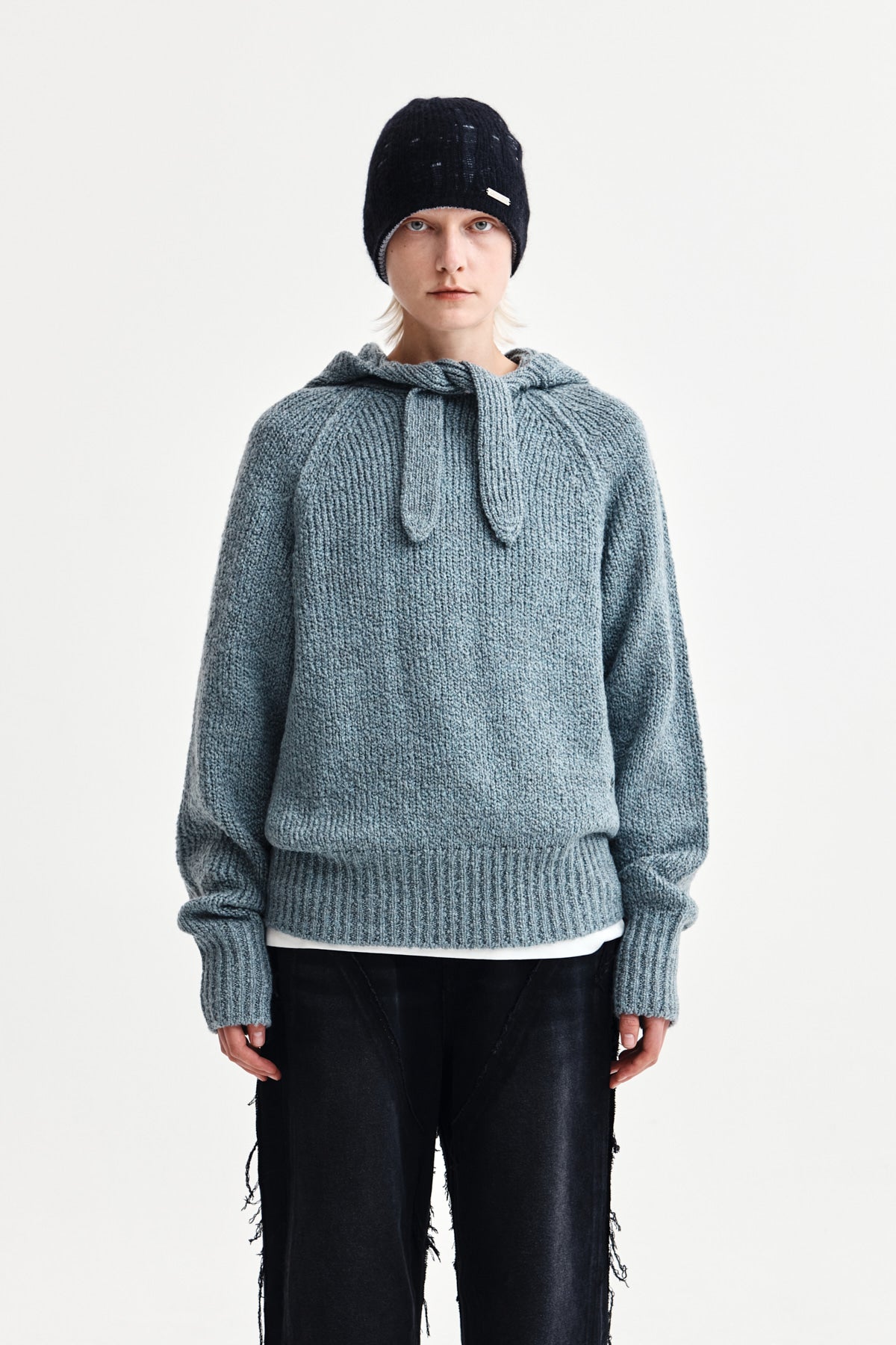 MUFFLER POINT HOODY PULLOVER IN BLUE