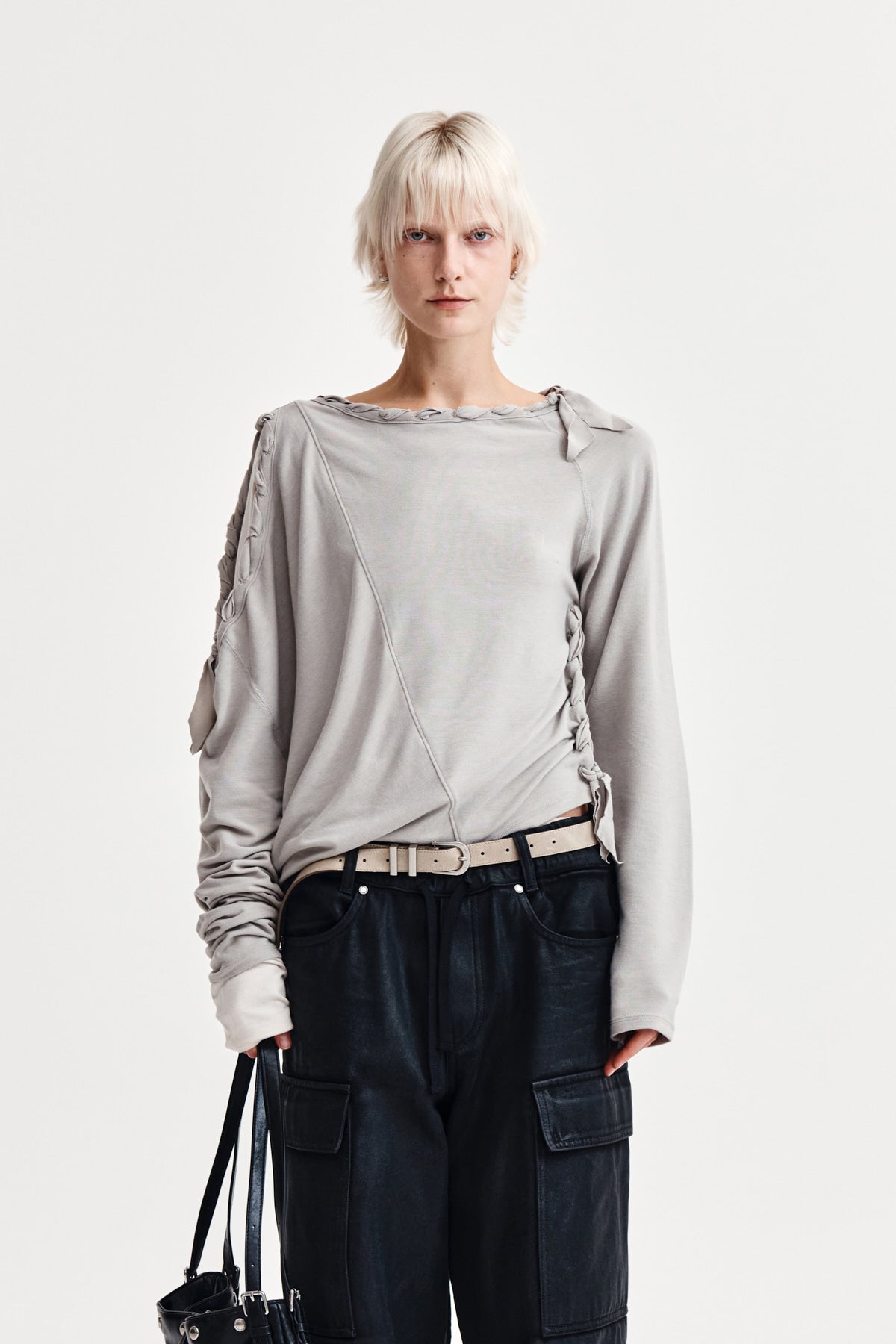 WEAVING LONG SLEEVE TOP IN LIGHT GREY