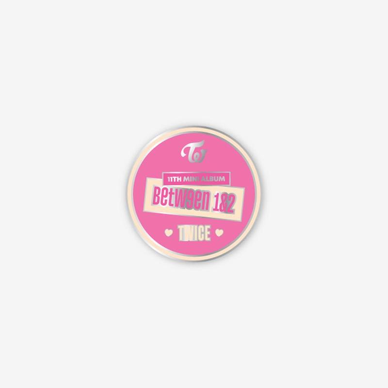 BETWEEN 1&2 BADGE - TWICE 7TH ANNIVERSARY