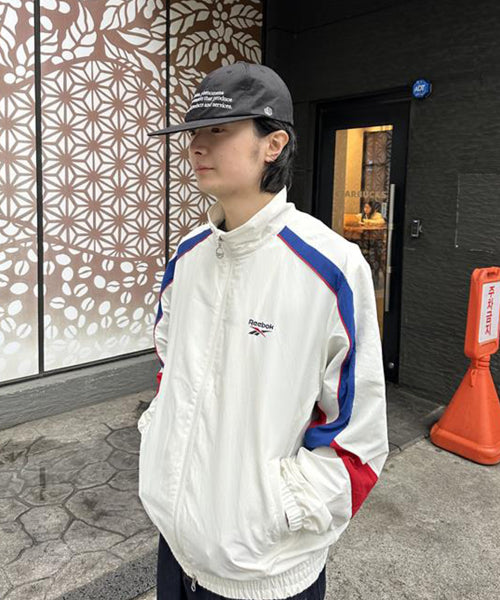 레전드 웜업 윈드 브레이커 - 화이트
