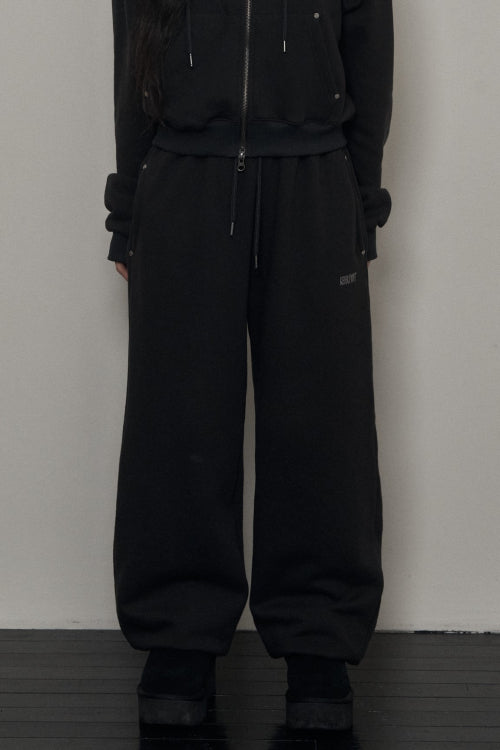 Rivet Jogger Pants (charcoal)
