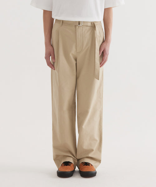 SEMI WIDE-FIT COTTOM BELTED PANTS