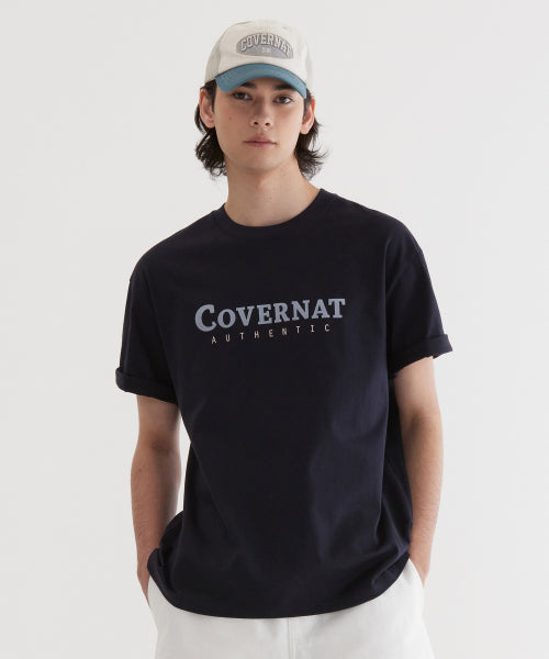 CENTER AUTHENTIC LOGO T-SHIRT