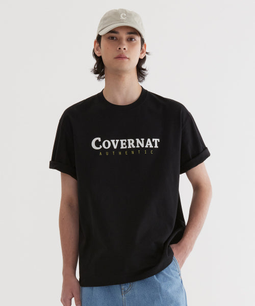 CENTER AUTHENTIC LOGO T-SHIRT