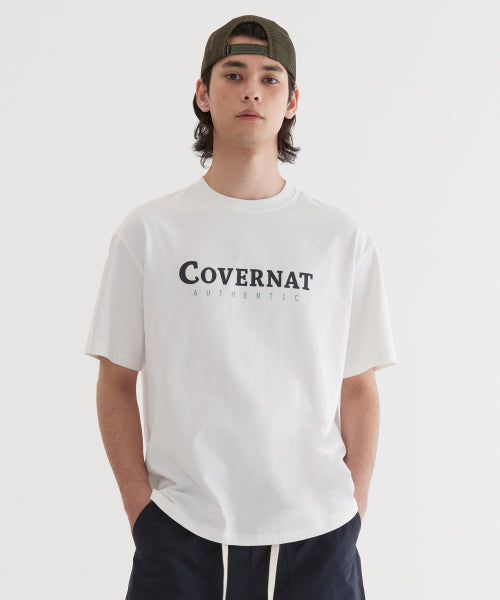 CENTER AUTHENTIC LOGO T-SHIRT