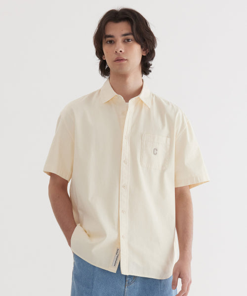 C LOGO PIGMENT OXFORD HALF SHIRTS