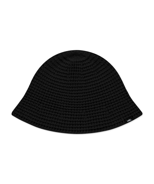 CROCHET BUCKET HAT black
