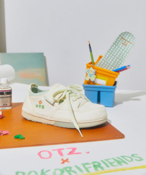 [Ochigi x Iseulo] Pocoree Friends 3300 Canvas Low Ivory FLOTFA0W24