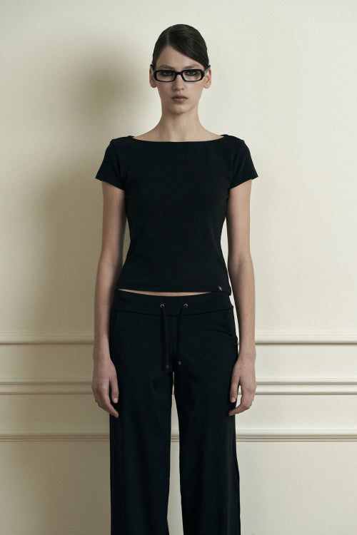 plain boat neck short sleeve black