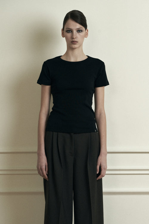 plain basic short sleeve black
