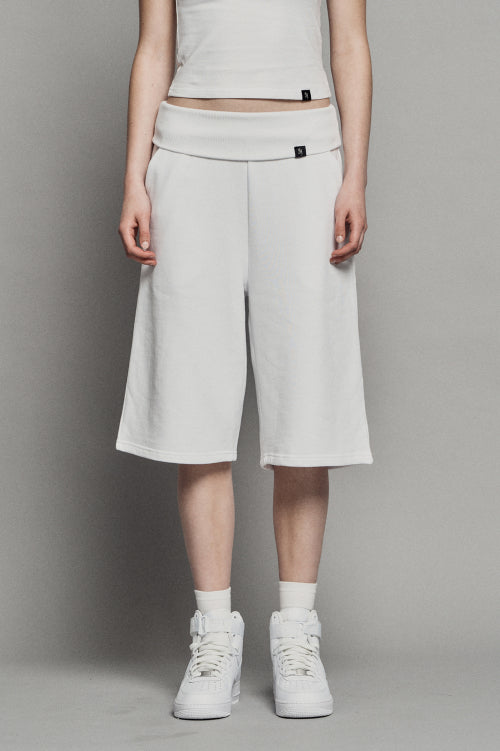 PLAIN PIGMENT FOLD BERMUDA SHORTS WHITE