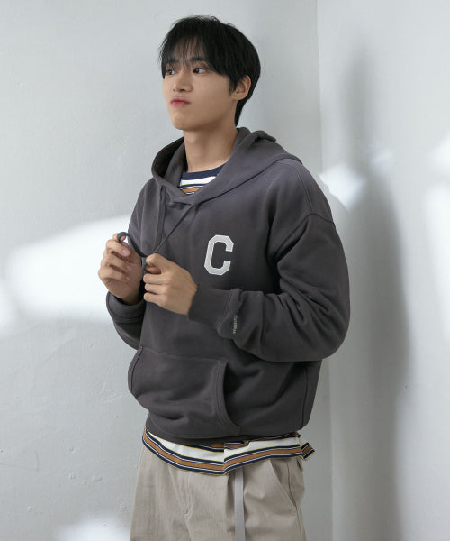 C LOGO HOODIE