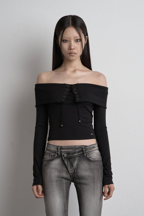EYELET OFF SHOULDER TOP BLACK