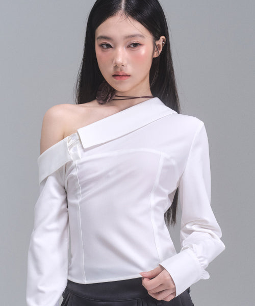 Aimee Unbalanced Off-Shoulder Shirt [WHITE]