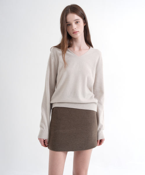 Merino Wool 100% V-Neck Basic Knit (salted cream)