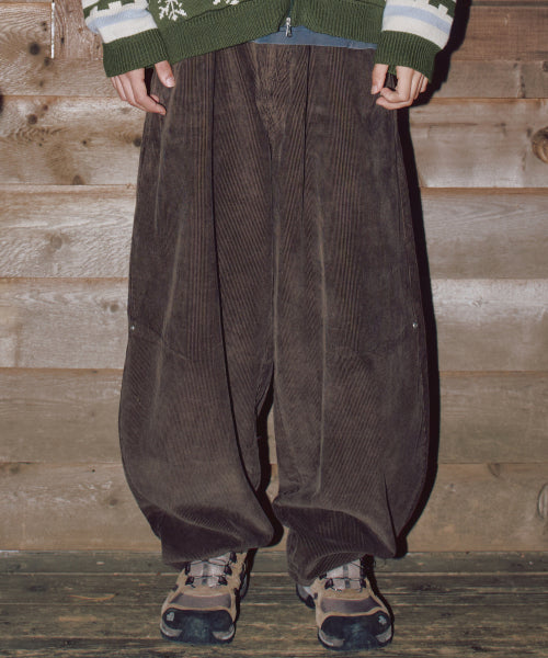 XP311 Flap Balloon Corduroy Pants (BROWN)