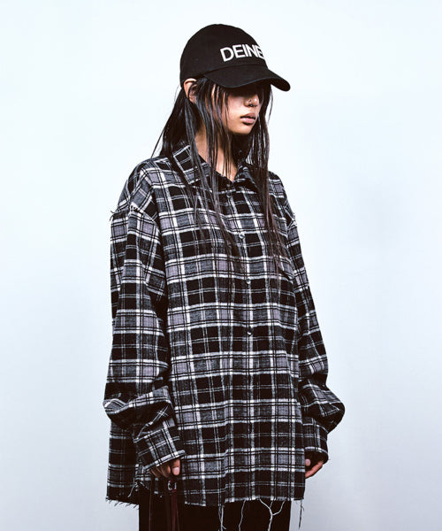 STITCH CUT-OFF CHECKERED SHIRT IN BLACK