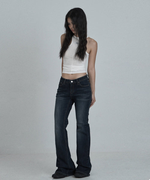 Vintage raw jean in Mid-blue