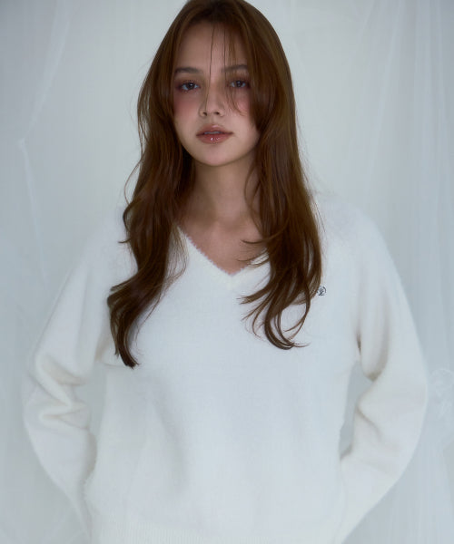 Fur V-neck Knit [Ivory]