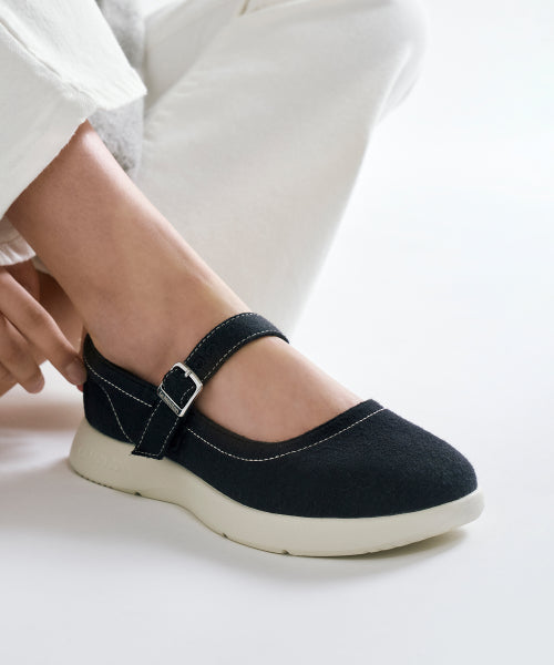 Let's go with Merino wool Meri-Jane sneakers