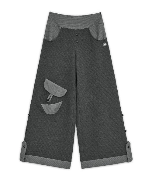 Quilted flap button pants (Gray)