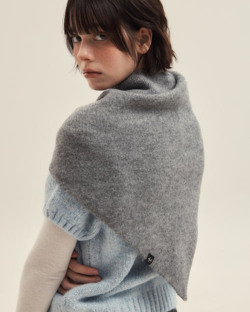 Knit shawl scarf FLOTFF4A07