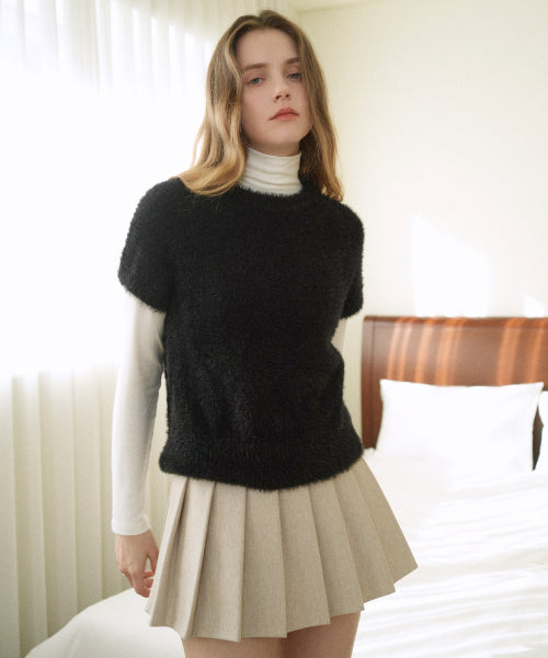 Round Neck Half Sleeve Knit (Black)