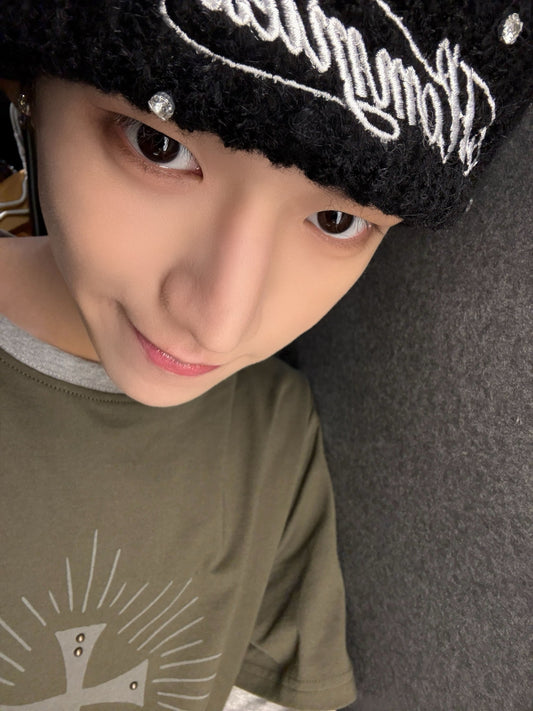 GEM SCATTER BEANIE - BLACK