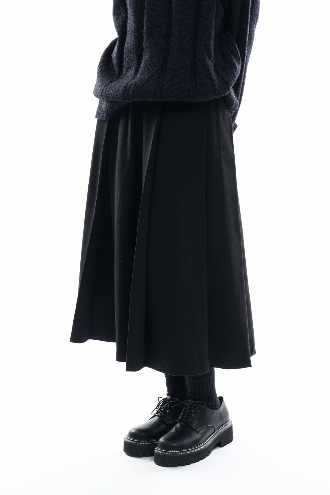 Clare wool pleats skirt