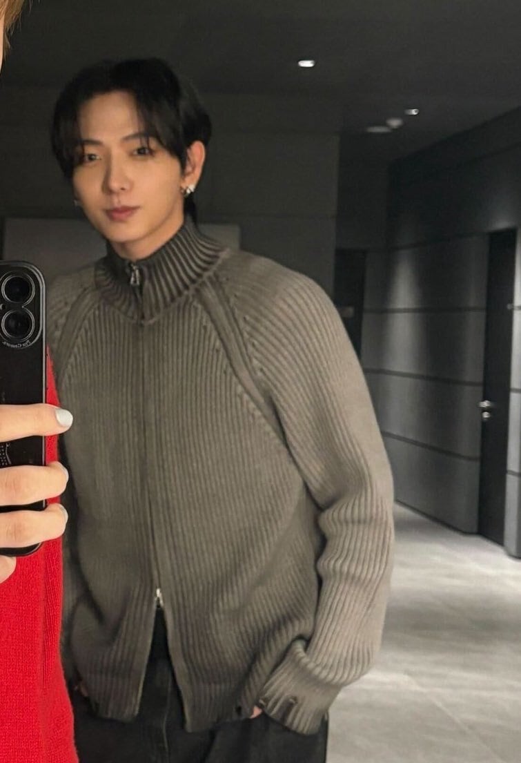 MUSK ZIP-UP KNIT (BLACK)