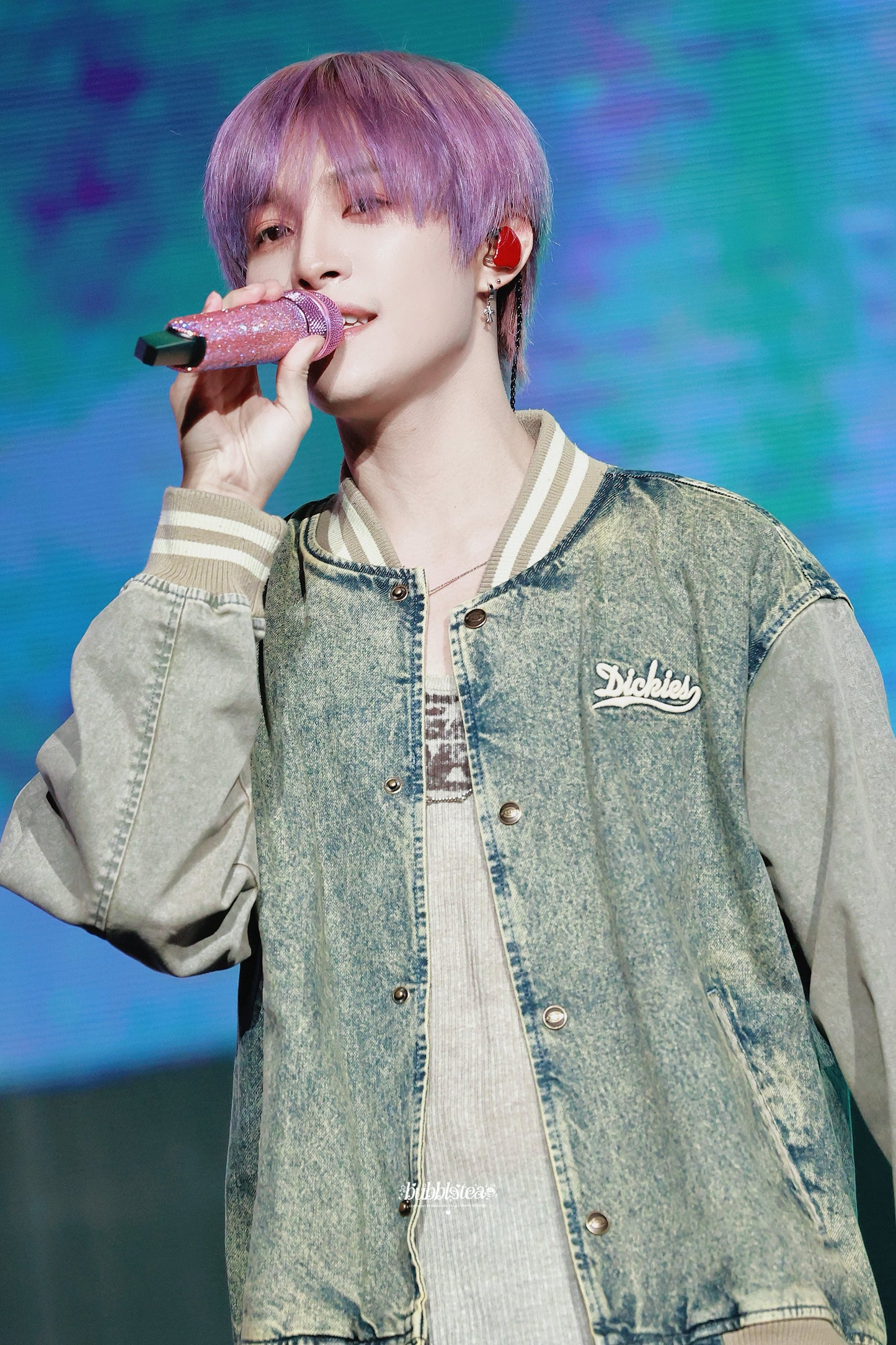 ★[NCT YANGYANG Worn] 【DICKIES】Wave Logo Denim Bomber Jacket Tinted Denim