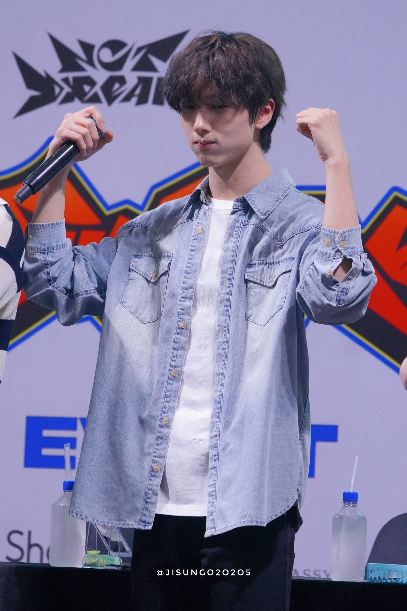 ★[NCT Jisung Worn] 【HOODHOOD】Alien Western denim shirt light blue