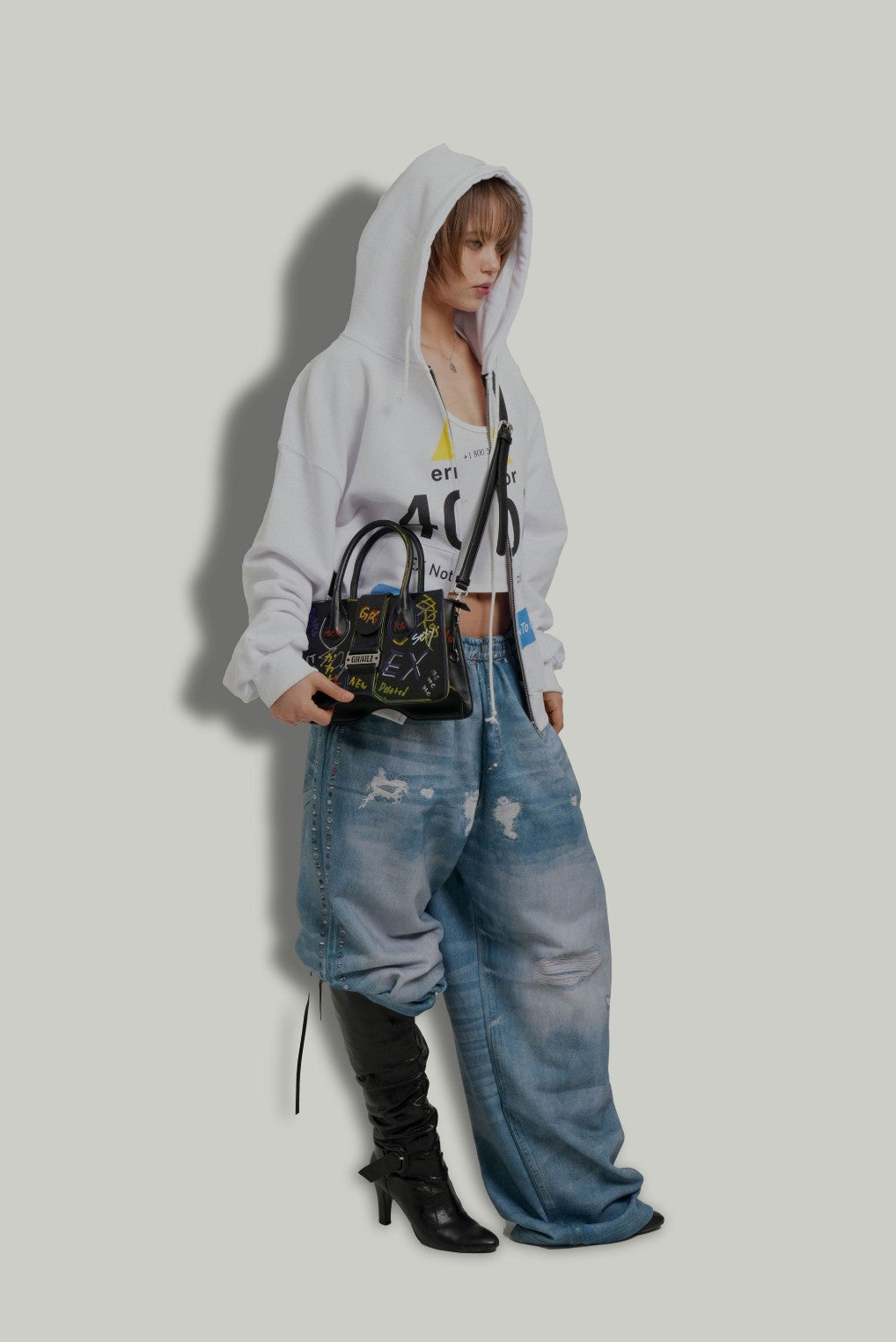 ★[Hearts2Hearts IAN Worn] 【GRAILZ】ERROR 404 ZIP HOODIE [WHITE]