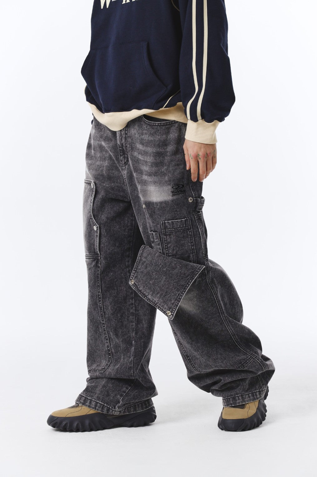 ★[NCT Jisung Worn] 【TRAVEL】Washing Carpenter Denim Pants Charcoal