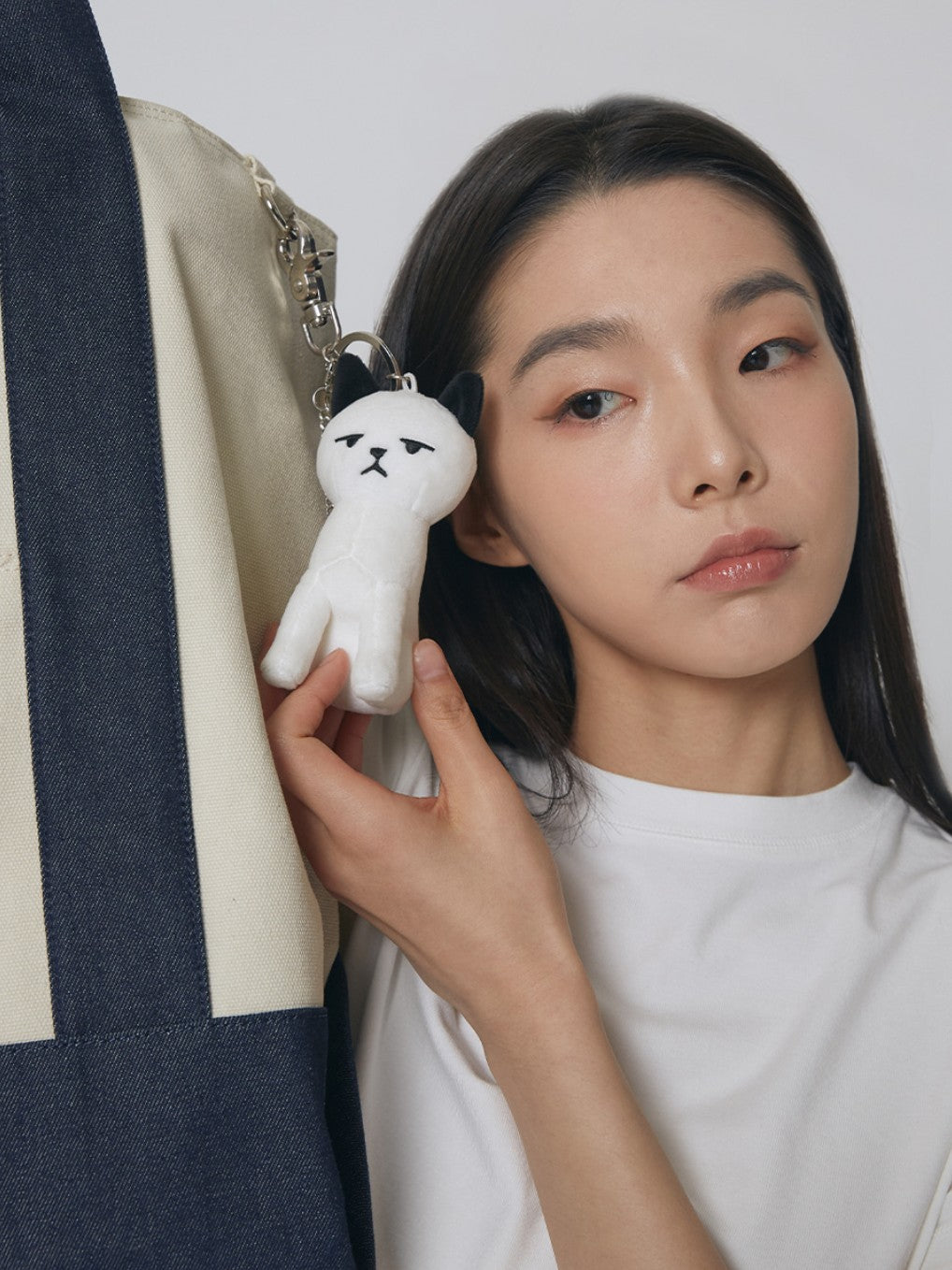 ★[TOMORROW X TOGETHER HUENINGKAI Worn]【EXPRESSHOLIDAY】Boring Cat Keyring
