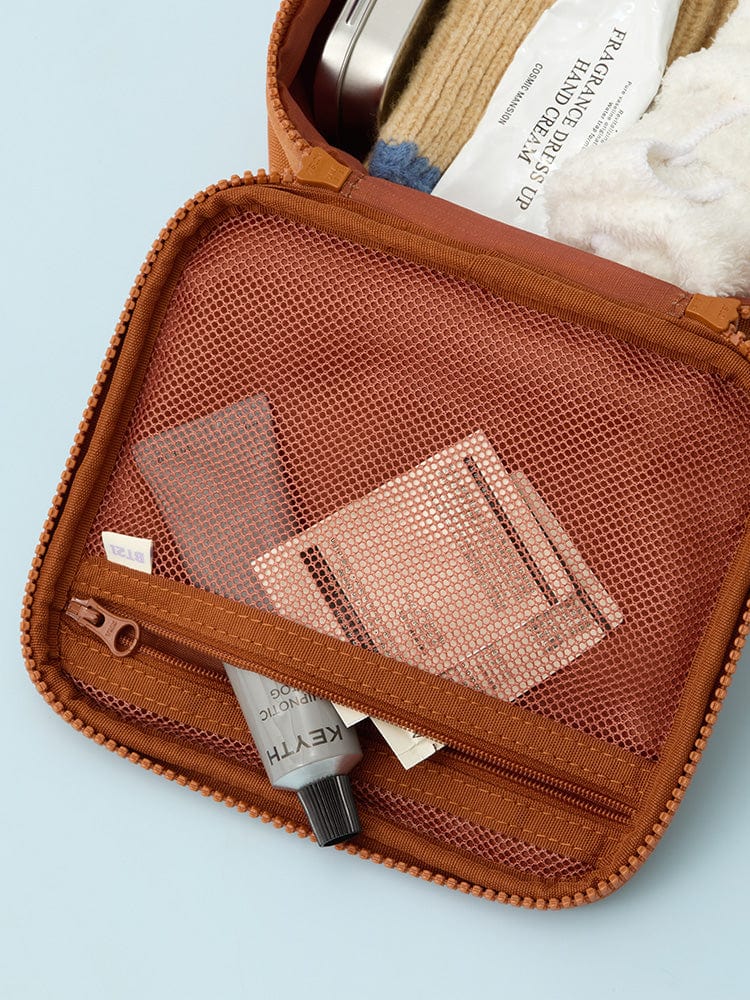 BT21 SHOOKY Basic Multi Pouch M